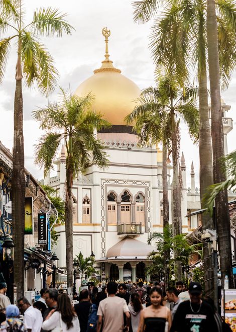 Our final stop is to Kampong Glam, close to Arab Street.