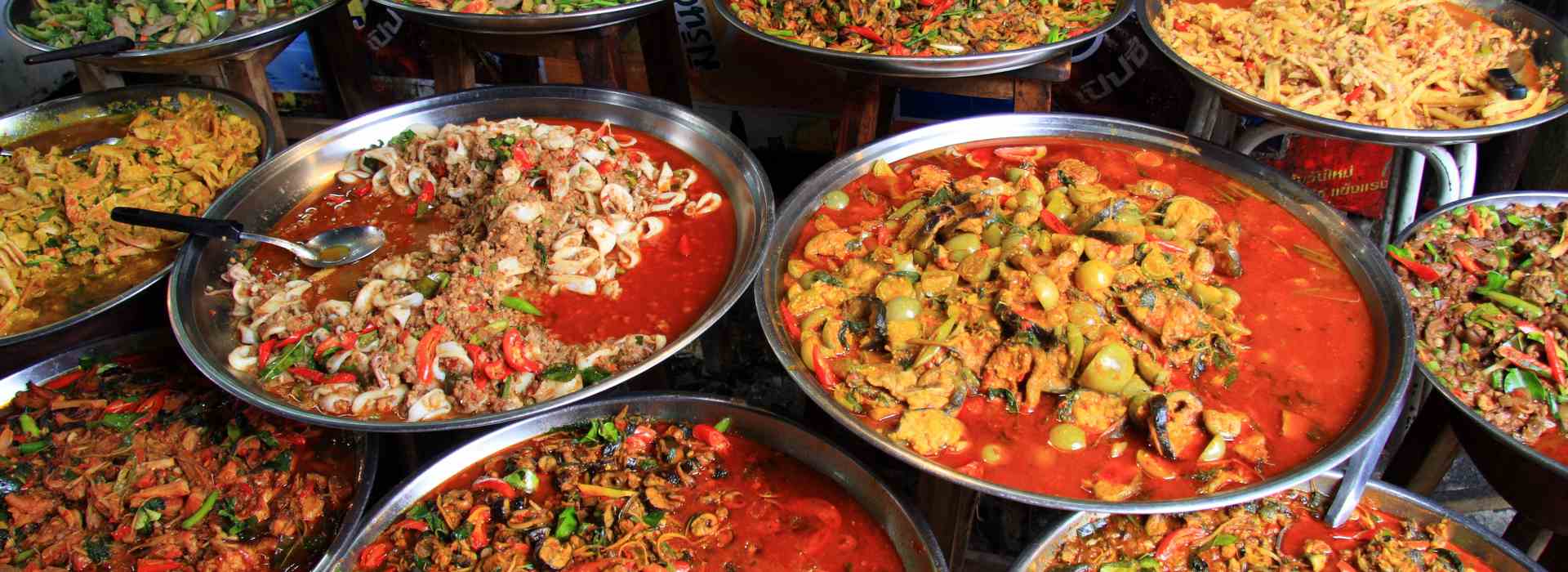 video screenshot for The Bangkok market that's been serving hungry locals since 1899