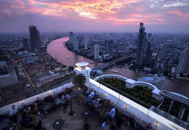 best sky bar in bangkok - Distil Bar