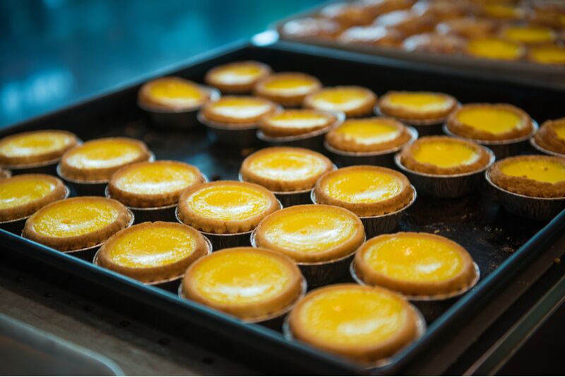 Hong Kong street food - egg tart