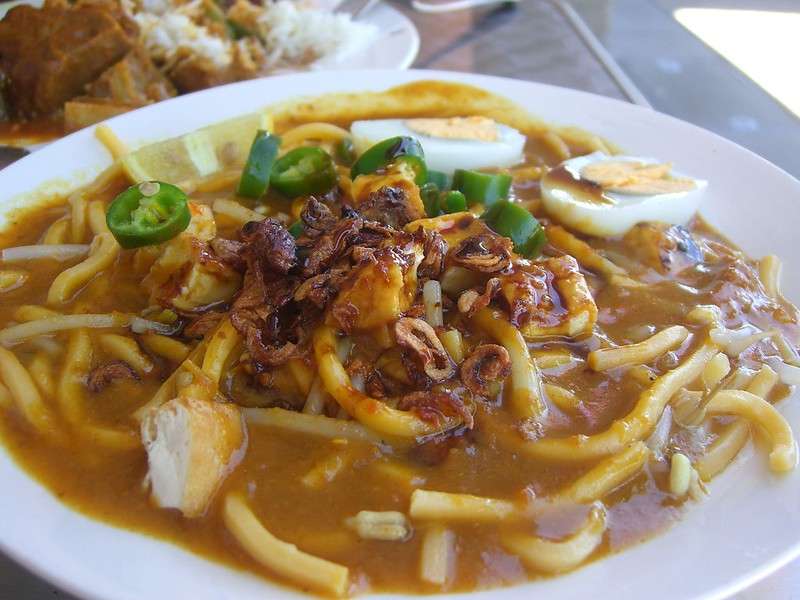 Mee rebus - best hawker food in Singapore