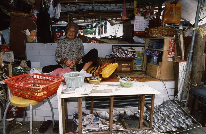 Seafood in Hong Kong - aberdeen fish market