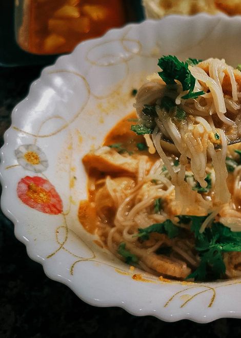 A bowl of iconic mohinga noodles